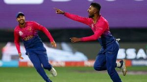 டி20 உலககோப்பை - இலங்கைக்கு எதிராக முதல் ஹாட்ரிக் விக்கெட்.. சென்னை வீரர் மெய்யப்பன் அசத்தல்