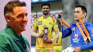 அடுத்த சிஎஸ்கே கேப்டன்? தோனிக்கு பின் ருதுராஜ் கெயிக்வாட் தான்.. சூசகமாக அப்டேட் கொடுத்த மைக் ஹசி!