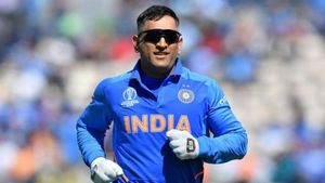 IPL 2023 - ஜார்க்கண்டில் இன்னொரு தோனி.. 17 வயதில் இமாலய சாதனை..கோடிகளை அள்ள போகும் விக்கெட் கீப்பர்