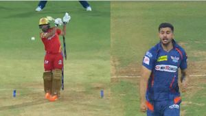 IPL - அறிமுக போட்டியிலேயே கலக்கிய காஷ்மீர் வீரர்.. ஸ்டம்புகளை பறக்கவிட்ட யுத்விர் சிங்..லக்னோ அபாரம்
