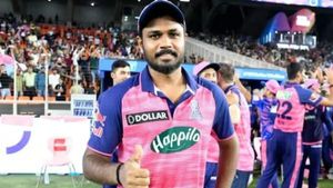 கேப்டன் எங்கப்பா? பாதி பலத்துடன் இறங்கும் ஹைதராபாத்.. காட்டுப்பசியுடன் காத்திருக்கும் சஞ்சு சாம்சன்!