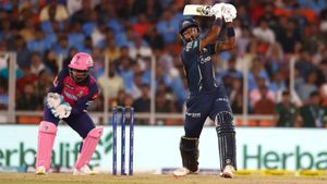IPL தொடரில் ஹர்திக் மாபெரும் சாதனை.. மகத்தான மைல்கல்லை எட்டினார்.. விவரம் இதோ