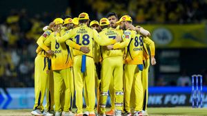 இது மலிங்காவின் ஜெராக்ஸே தான்.. 149 கிமீ. வேகத்தில் அசுரத்தனமாக வீசிய பதிரானா..முதல் ஓவரில் விக்கெட்