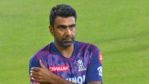 ராஜஸ்தான் அணி படுத்து தூங்குகிறது.. சொந்த அணியை கிண்டல் செய்த அஸ்வின்.. ரசிகர்களுக்கும் பதிலடி