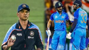 இந்திய அணிக்கு பயிற்சியாளராக வர தகுதியுள்ள 3 நபர்கள்.. டிராவிட்டை மாற்ற வாய்ப்பு!
