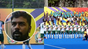 ஹாக்கி - பாகிஸ்தான் ஹாக்கி அணியில் தமிழர்.. ஆல் இல்லாமல் தடுமாறிய போது உதவி