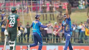 Asia Cup: சிஎஸ்கே சிங்கத்தின் கர்ஜனை.. பதிரானா வேகத்தில் சுருண்ட வங்கதேசம்.. இலங்கைக்கு எளிய இலக்கு!