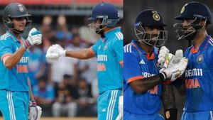 IND vs AUS: 18 சிக்ஸ், 31 பவுண்டரி.. வேட்டையாடிய இந்திய பேட்ஸ்மேன்கள்.. 1 ரன்னில் பறிபோன சாதனை!