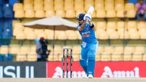 IND vs PAK: கொழும்பு மைதானம் என்னோட கோட்டை ராஜா.. 84 பந்துகளில் சதம்.. கிங் கோலினா சும்மாவா!