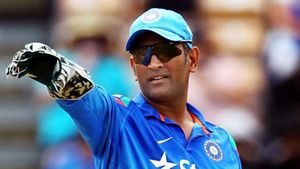 MS Dhoni captaincy -இந்த மாதிரி ரெக்கார்ட் வச்சிருக்க கேப்டனை காமிச்சா,லைஃப் டைம் செட்டில்மெண்ட் டா