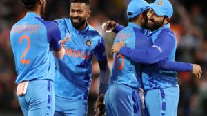 IND vs AUS 1st ODI - இந்திய அணியின் பிளேயிங் லெவனில் யாருக்கு இடம்.. கோலி இடத்திற்கு யார்?