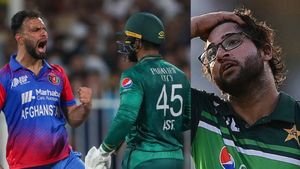 PAK vs AFG: சாப்பாடு சரியில்லையோ.. அதனால்தான் இப்படியா.. பாகிஸ்தான் வீரருக்கு வந்த சந்தேகம்