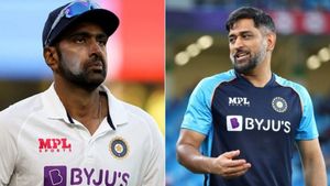 தோனி கேப்டனே கிடையாது.. ஒரு டைரக்டர் ! விமர்சனம் செய்த முன்னாள் வீரருக்கு அஸ்வின் தக்க பதிலடி