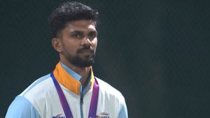 சிஎஸ்கே பரம்பரைனா அப்படிதான்யா.. கேப்டன்சிக்கு தயார்னு சொல்லுங்க.. சாதித்த ருதுராஜ் கெய்க்வாட்!
