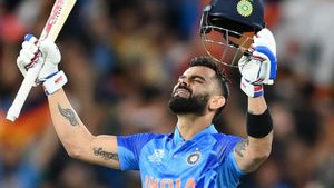 HBD Kohli - வயது வாரியாக கோலி அடைந்த தரவரிசை பட்டியல் உயரம்.. இதை பார்த்தாலே, அவர் வளர்ச்சி தெரியும்