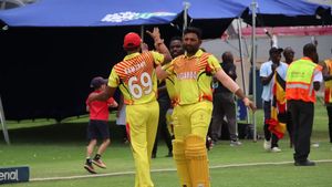 எதிர்பார்க்காத ட்விஸ்ட்.. டி20 உலகக்கோப்பைக்கு தகுதி பெற்ற உகாண்டா.. ஜிம்பாப்வேவை வீழ்த்தி வரலாறு