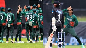 NZ vs BAN : வரலாற்றிலேயே முதல் முறை.. வங்கதேச அணி இமாலய வெற்றி.. கத்துக்குட்டியாக மாறிய நியூசிலாந்து