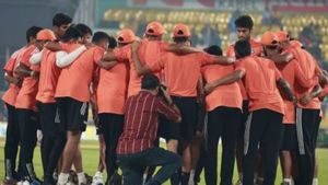 IND vs SA 3rd ODI - பிளேயிங் லெவன் இன்று எப்படி இருக்கும்.. ஆர்சிபி வீரர் அறிமுகமாக வாய்ப்பு