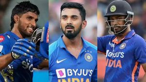 சஞ்சு சாம்சன் அல்லது திலக் வர்மா? இந்திய பிளேயிங் லெவன் எப்படி இருக்கும்? கேஎல் ராகுல் முடிவு என்ன?