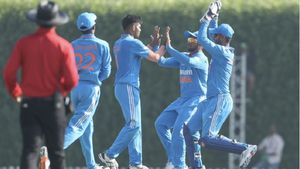 U19 Asia cup -நேபாளத்தை 52 ரன்களில் சுருட்டிய இந்திய அணி..13 ரன் கொடுத்து 7 விக்கெட் எடுத்த இந்தியர்