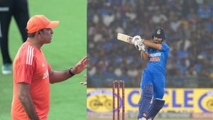 IND vs AUS : தம்பி நீ இறங்கு.. விவிஎஸ் லக்ஷ்மன் வைத்த ட்விஸ்ட்.. ரிங்கு சிங்கை பார்த்து கதிகலங்கிய ஆஸ்திரேலியா