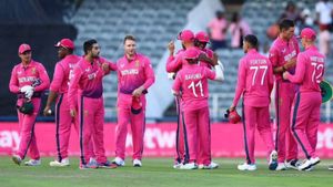 IND vs SA : பிங்க் நிற ஜெர்ஸியுடன் ஆடிய தென்னாப்பிரிக்க வீரர்கள்.. காரணம் இதுதான்