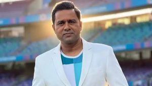 IND vs AFG : என்னப்பா குழப்புறீங்க.. துணை கேப்டனையே அசால்ட்டா தூக்கிட்டீங்க.. பொங்கிய ஆகாஷ் சோப்ரா!