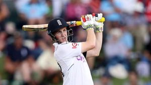 IND vs ENG Test : இங்கிலாந்து அணிக்கு முதல் அடி.. இந்திய டெஸ்ட் தொடரில் இருந்து முக்கிய வீரர் விலகல்