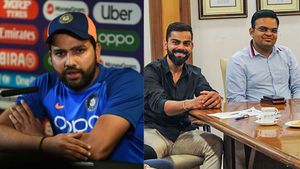 Virat Kohli : குண்டைத் தூக்கிப் போட்ட கோலி.. ஆடிப் போன பிசிசிஐ.. அவசர மீட்டிங்கை கூட்டிய தேர்வுக் குழு