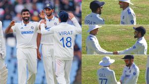IND vs SA : ரிங்கா ரிங்கா ரோசஸ்.. இளம் வீரருடன் சேர்ந்து அலப்பறை செய்த கோலி.. என்ன நடந்தது?