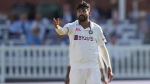 IND vs ENG 2வது டெஸ்டிலிருந்து சிராஜ் நீக்கப்பட வாய்ப்பு.. புதிய யுத்தியை கையில் எடுக்கும் இந்தியா