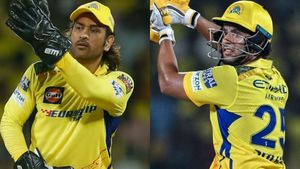 ஆர்சிபி அணியால் வாழ்க்கையே போச்சு.. கலங்கி நின்ற சிவம் துபே.. காப்பாற்றிய தோனி.. என்ன நடந்தது?