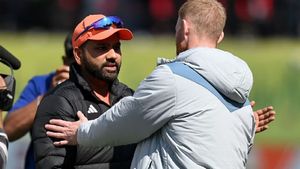 IND vs ENG - அஸ்வின், பும்ரா கிடையாது.. இவர் தான் சிறந்த பவுலர்.. சஞ்சய் மஞ்சுரேக்கர் கருத்து