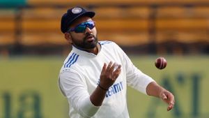 IND vs ENG : 3வது நாள் ஆட்டம்.. ஃபீல்டிங் செய்ய வராத ரோகித் சர்மா.. கேப்டனாக செயல்படுவது யார்?