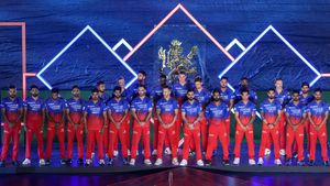 ஆர்சிபி வேண்டாம் என ஒதுக்கிய 3 வீரர்கள்.. ஐபிஎல் 2024 சீசனில் பட்டையை கிளப்பும் அதிசயம்