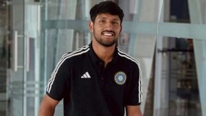 IPL 2024 : குடும்பக் கடனை அடைத்தேன்.. அம்மாவுக்கு நகை வாங்கி கொடுத்தேன்.. நெகிழும் துருவ் ஜுரெல்!