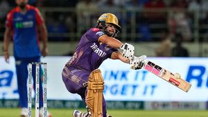 IPL 2024 : நீயெல்லாம் மனுஷனே இல்லை.. கதற விட்ட லார்ட் ரிங்கு சிங்.. ஒரே ஓவரில் எகிறிய ஸ்கோர்