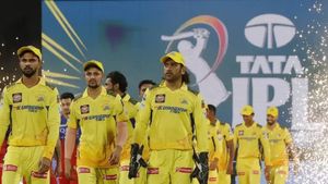 சிஎஸ்கே அணியிலும் விரிசலா? ஆல்ரவுண்டரை ஒதுக்கிய தோனி, ருதுராஜ்.. வாய்ப்பே தராமல் இழுத்தடிப்பு