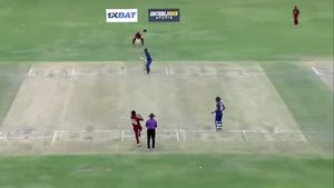 RR vs PBKS: 6 பந்தில் 6 சிக்ஸ்.. யுவராஜ் சாதனையை சமன் செய்த திபேந்திரா சிங்.. யார் இந்த வீரர் ?