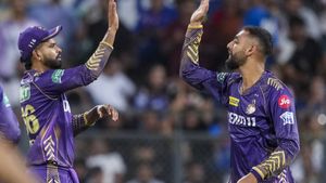 MI vs KKR: ஆட்டத்தை திருப்பிய வருண் சக்கரவர்த்தி.. வாயடைத்துப் போன மும்பை இந்தியன்ஸ் ரசிகர்கள்
