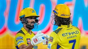 IPL 2024: பிளே ஆஃப் சுற்றுக்கு செல்லும் 4 அணிகள்.. சிஎஸ்கே வெற்றி சதவீதம் பற்றி வெளியான STATS