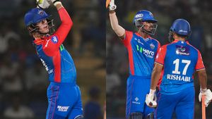 DC vs RR - குதித்து கொண்டாடிய கங்குலி.. சிரித்த பாண்டிங்! ரன் வேட்டையில் டெல்லி.. அஸ்வின் கலக்கல்