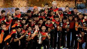 IPL Classics - ஐதராபாத் அணி முதல் முறையாக சாம்பியன் பட்டம் வென்ற கதை