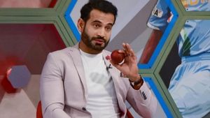 IPL 2024 : ஐபிஎல் அணிகள் பாவம்.. நீங்களெல்லாம் ஐபிஎல் விளையாட வரணும்னு தேவையில்லை.. பதான் கொந்தளிப்பு!