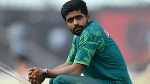 107 ரன்கள் இலக்கை விரைவாக சேஸ் செய்யாததற்கு காரணம் என்ன? பாகிஸ்தான் கேப்டன் பாபர் அசாம் விளக்கம்