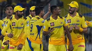IND vs SA: எப்படியாவது காப்பாத்திடுங்க.. மூத்த வீரருக்கு வேண்டுகோள் வைக்கும் சிஎஸ்கே ரசிகர்கள்