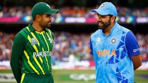 IND vs PAK: இனி சாமி தான் காப்பாத்தணும்.. படுமோசமான பிட்ச்சில் இந்தியா - பாகிஸ்தான் போட்டி