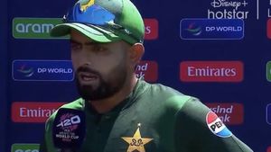 PAK vs USA: எங்க டீமின் தோல்விக்கு காரணமே இவங்க தான்.. பாகிஸ்தான் கேப்டன் பாபர் அசாம் விளாசல்