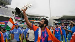 50 ஆண்டு கால ஐசிசி உலகக்கோப்பை வரலாறு.. எந்த இந்திய பவுலரும் செய்யாத சாதனை.. இதுதான்டா பும்ரா!