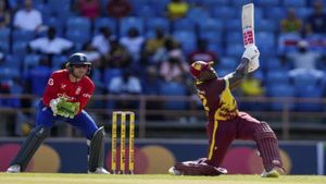 ENG vs WI: என் ஓவர்ல 3 சிக்ஸ் அடிக்கிறியா?.. வெஸ்ட் இண்டீஸ் கேப்டனை பொளந்த இங்கிலாந்து ஆல் ரவுண்டர்